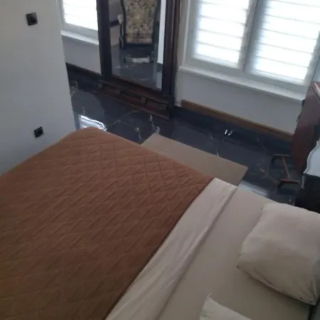 Fenix 1 Apartamento Belgrado